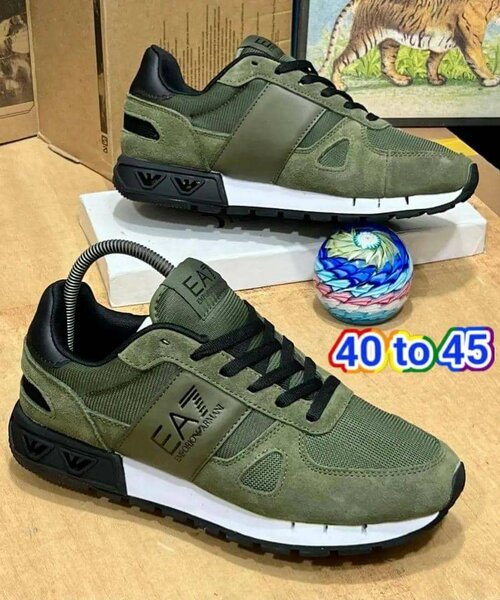 Sneakers en daim vert EA7