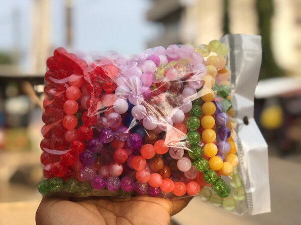 Bracelets en perles colorées