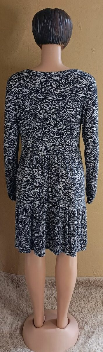 Robe fluide à manches longues