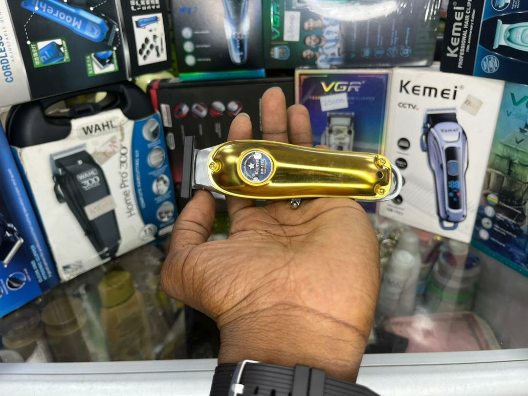 TONDEUSE PROFESSIONNEL KEMEI