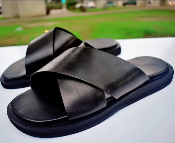 Sandale en CUIR noir pour homme