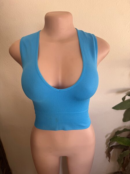 Top court bleu sans manches