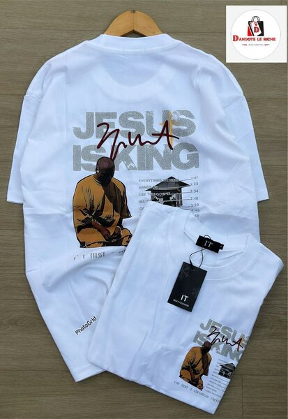 T-shirt blanc "Jesus King"