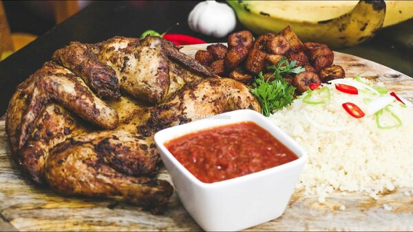 Poulet entier Grillé,attiéké