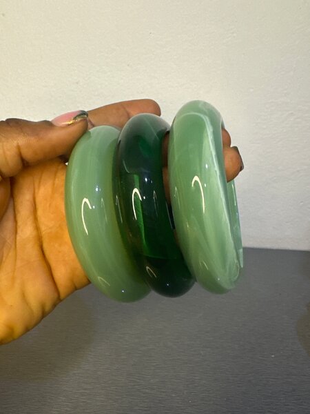 Bracelets en résine élégants