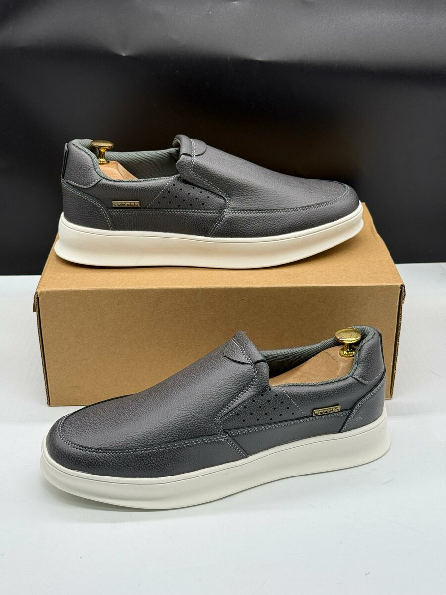 Mocassins en cuir noir homme