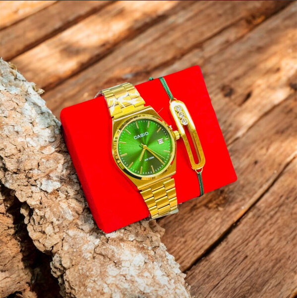 Montre Casio avec bracelet