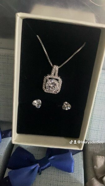 Ensemble Collier Boucles Brillants