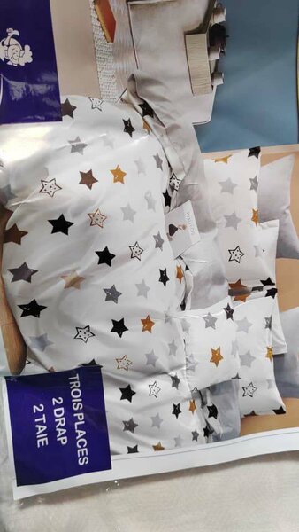 Parure de Lit Étoilée 3 Places