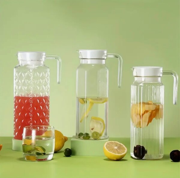 Carafe à jus en verre