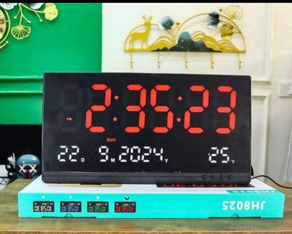 Grande Horloge LED Murale