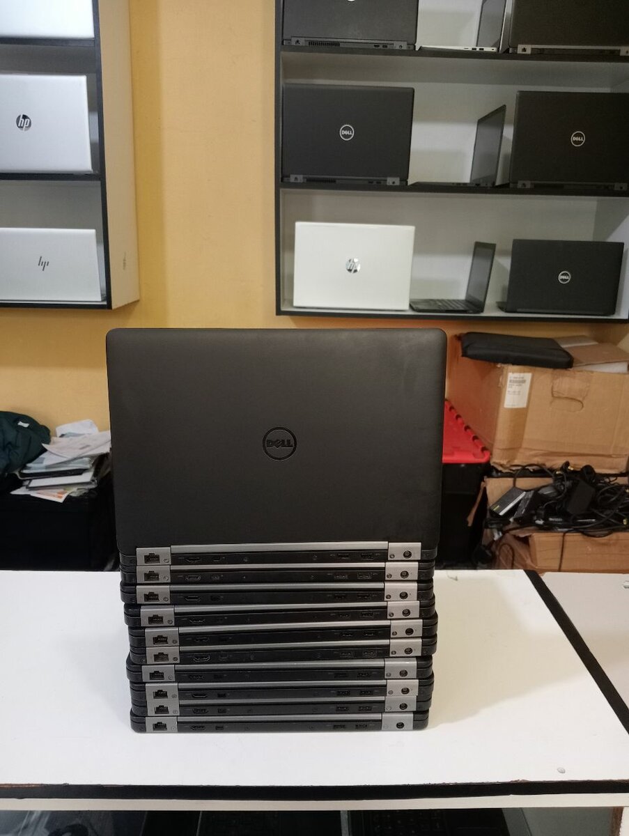 Dell 7270 laptop