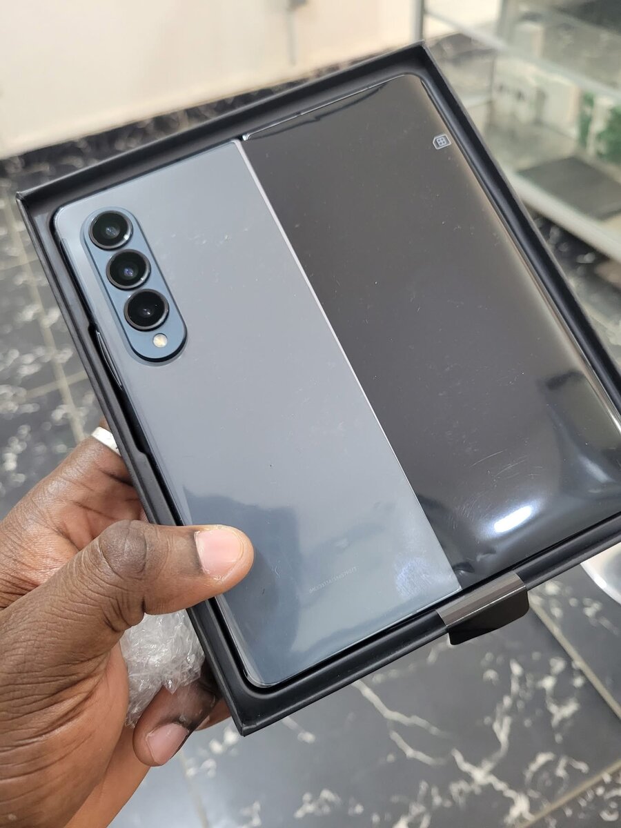 Samsung Galaxy Z Fold4