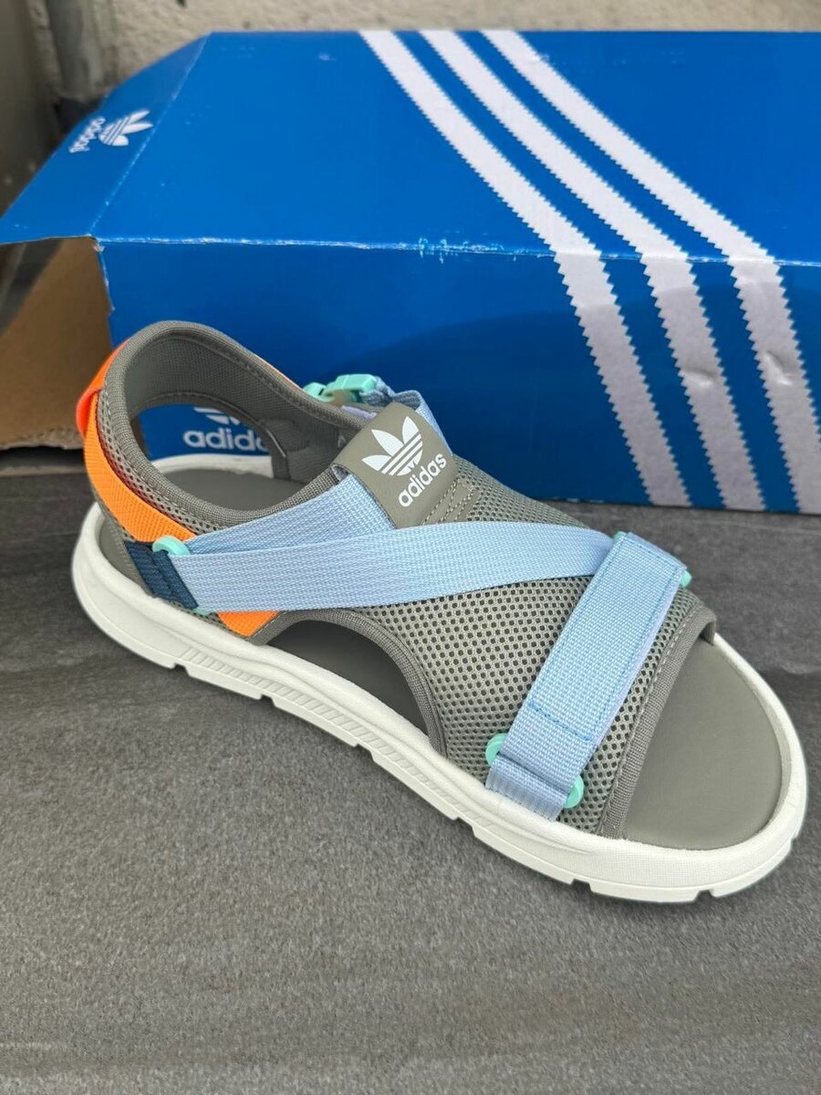 Adidas Adilette Claquettes