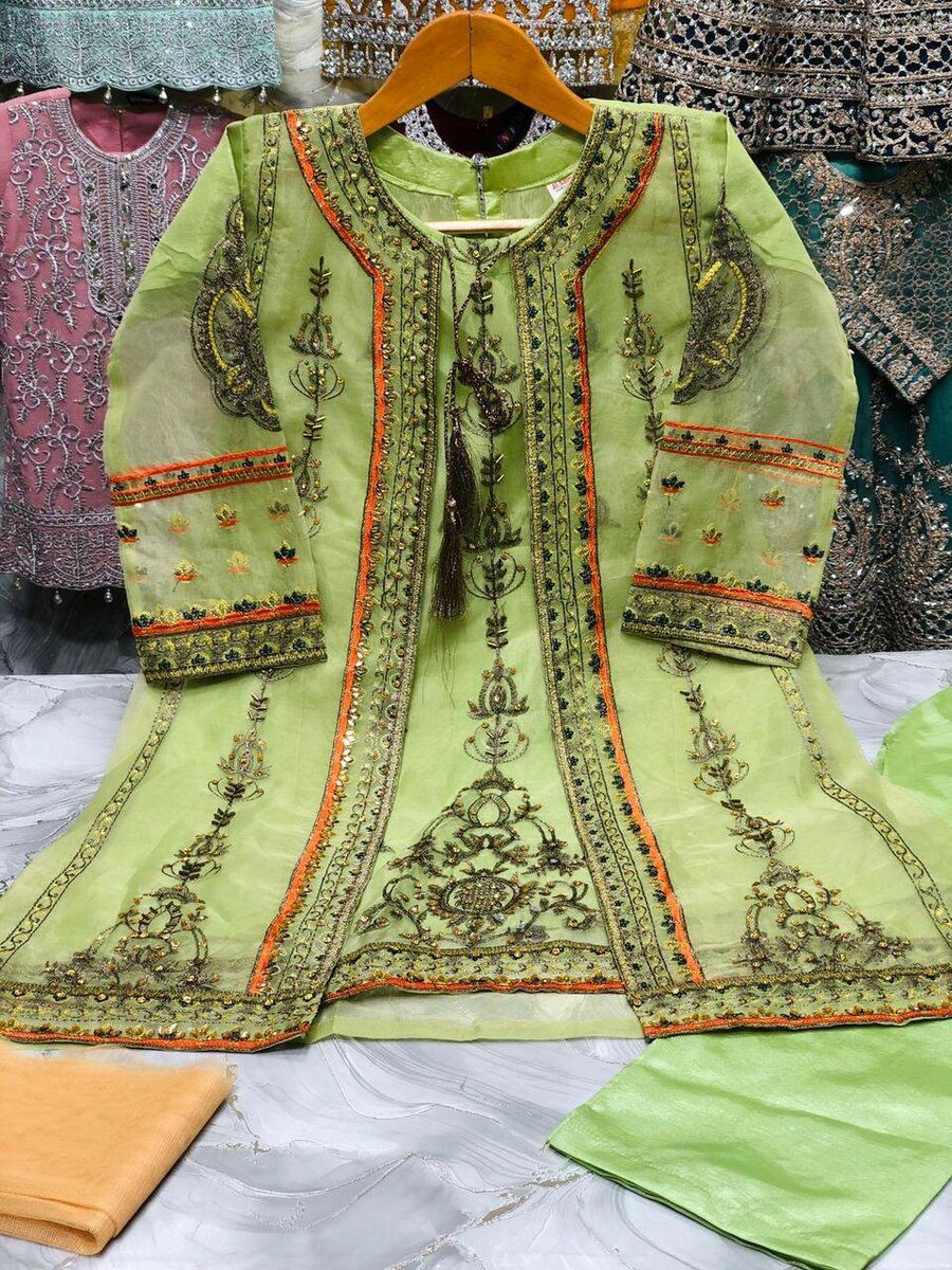 Organza stuff for kids size 26 to 36 dc free