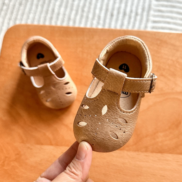 Baby shoes