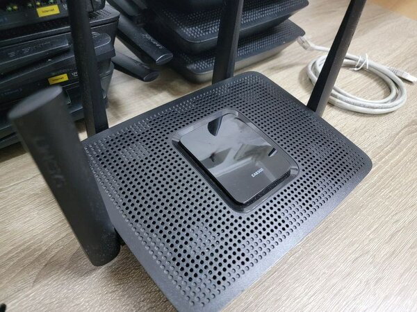 Linksys wifi router 5ghz Dualband gigabyte