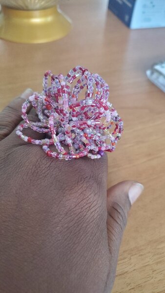 Bague en perles d'occasion