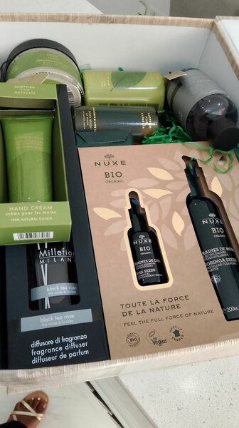 Bio Organic Luxury Gift Box