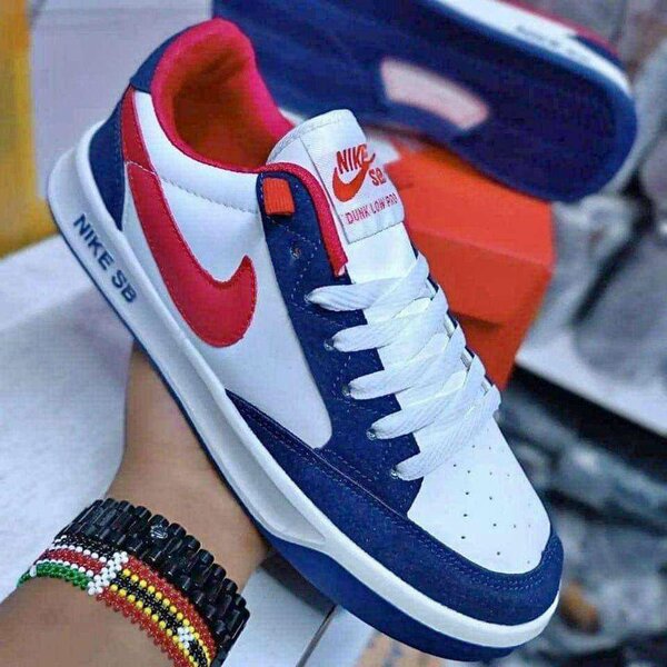 Baskets tendance multicolores