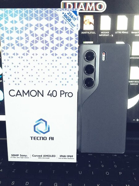 TECNO CAMON 40 PRO