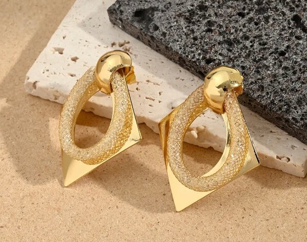 Boucles d'oreilles géométriques dorées