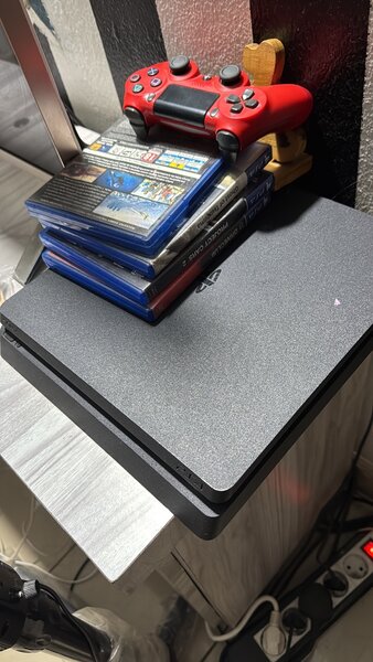 15pro max  et une ps4