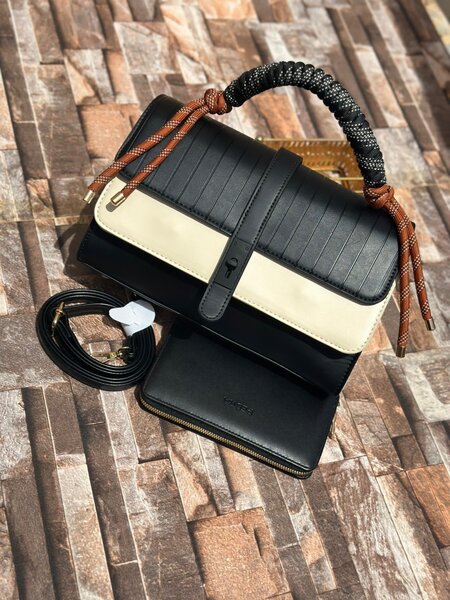 Ladies handheld bags