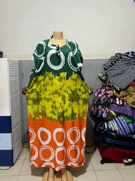 Robe disponible a 7000fr en taille m l xl et xxl