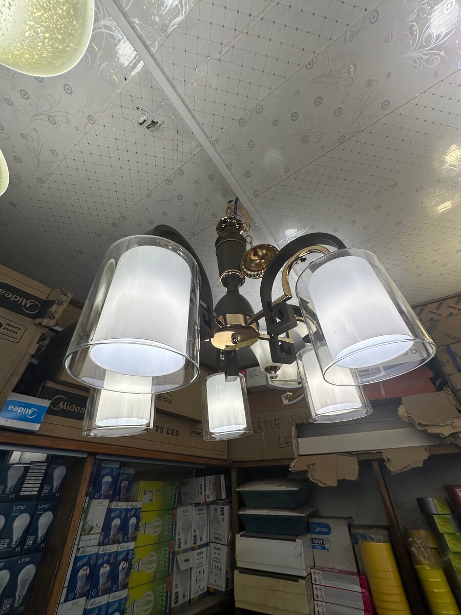 Lustre Moderne en Métal