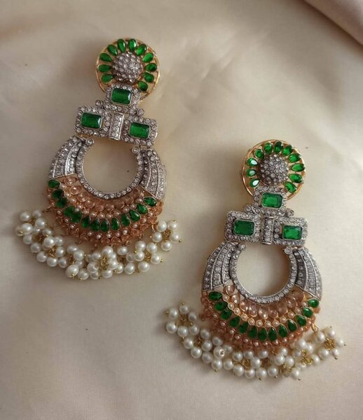 Ladies earrings