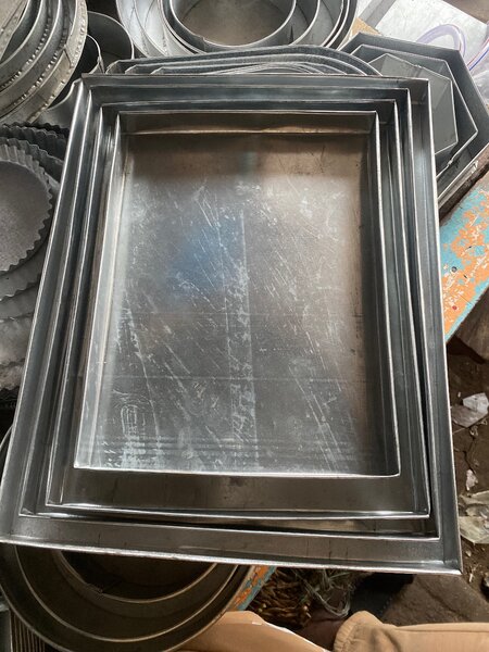 Plateau de four disponible..