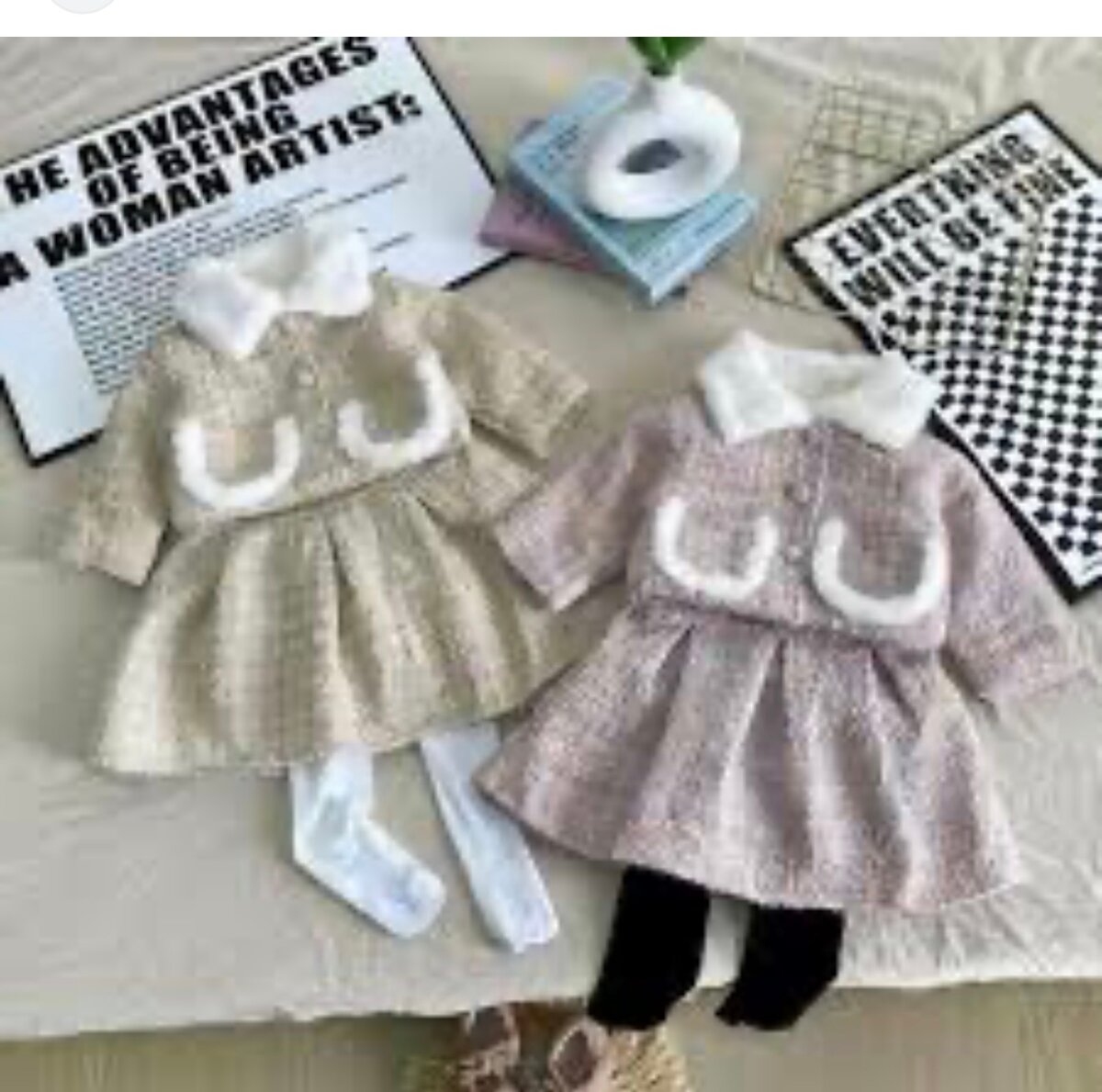 Robe d'enfant en laine douce