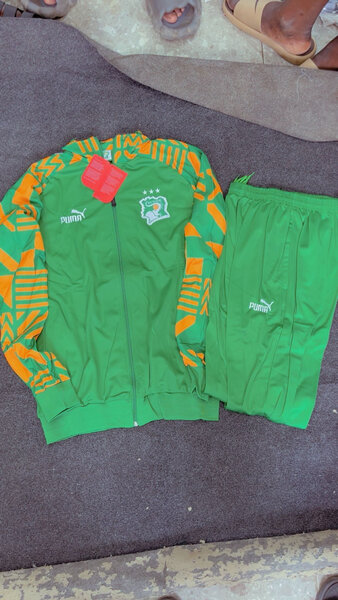 Survêtement Puma vert