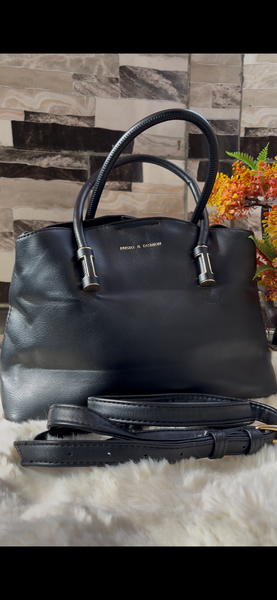 Sac à main en cuir élégant