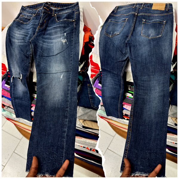 Jean décontracté déchiré