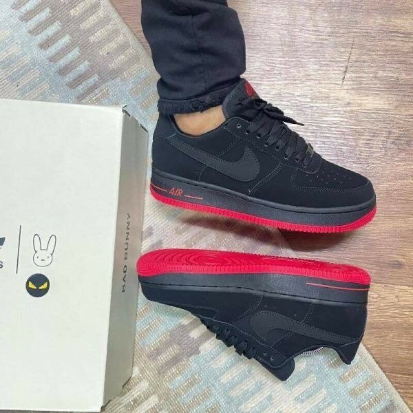 NIKE AIRFORCE RED AND BLACK