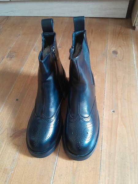 Зимние сапоги