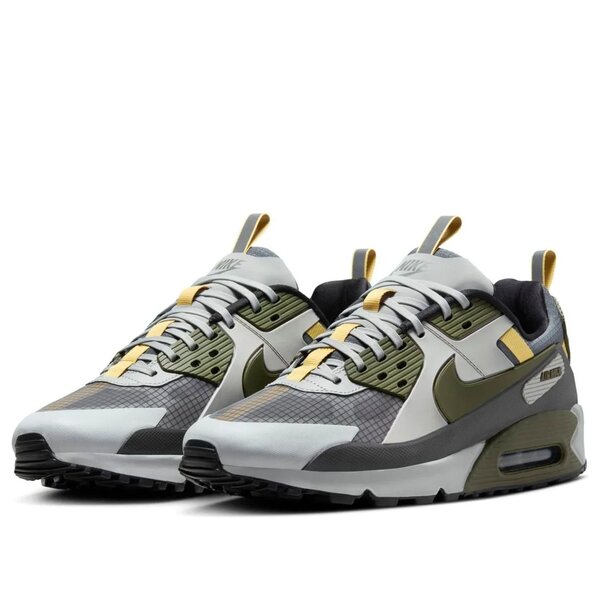 Baskets Air Max Modernes