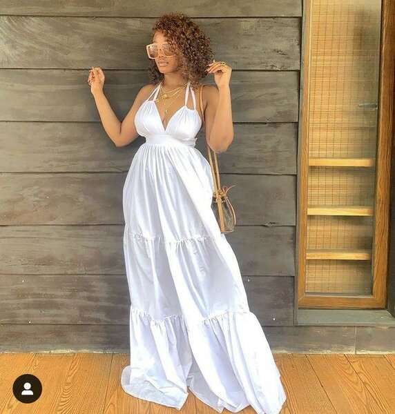 Robe longue blanche élégante