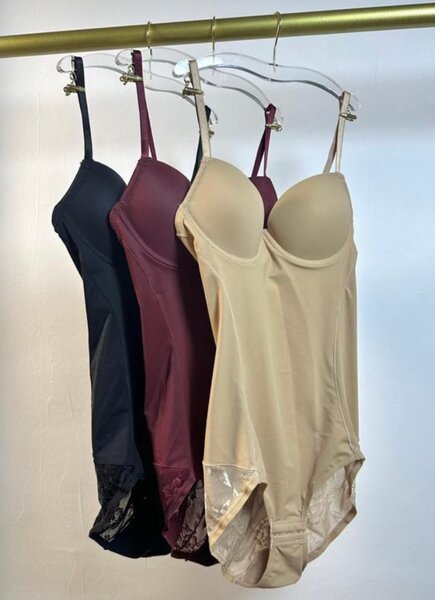 Body gainant femme élégant