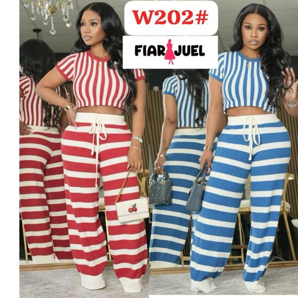 Tenue Rayée Femme Confortable