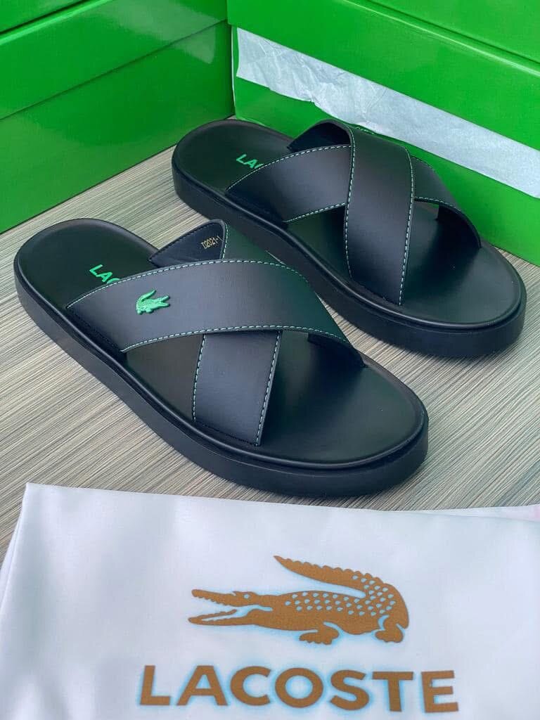 Tongs en cuir Lacoste