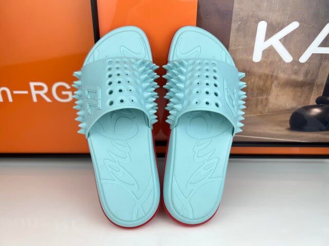 Claquettes Louboutin