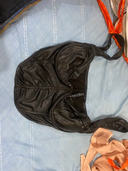 Haut court en cuir élégant