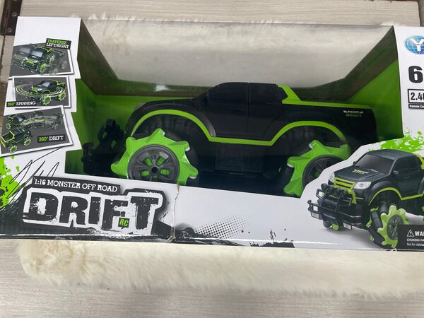 Voiture Drift RC 1:16