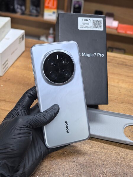 HONOR Magic7 Pro Smartphone
