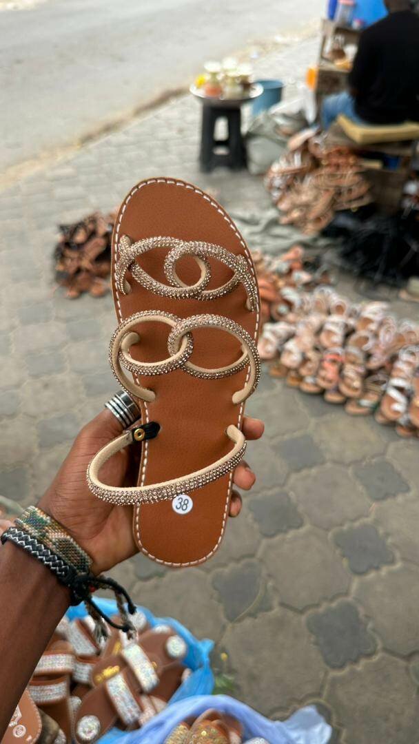 Sandales tressées élégantes