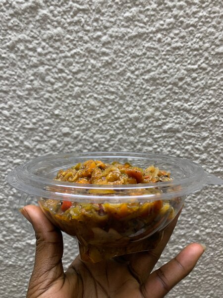 Repas de riz et légumes savoureux