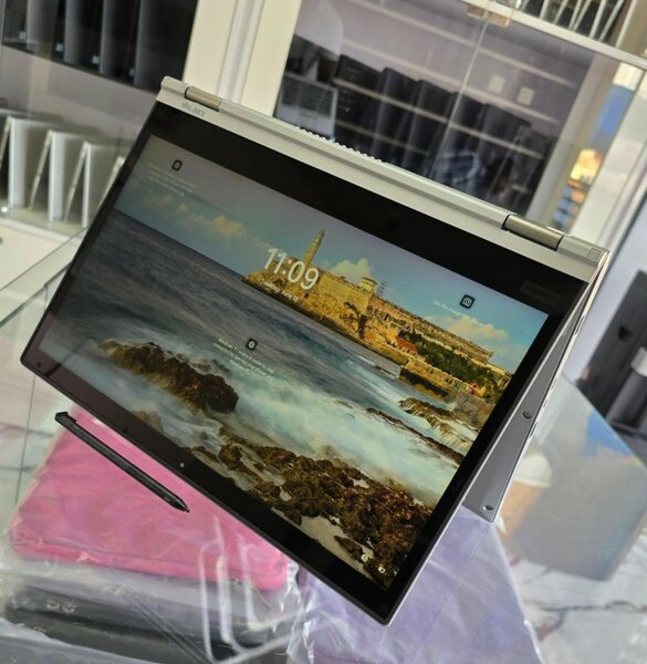 Lenovo ThinkPad x380 Yoga